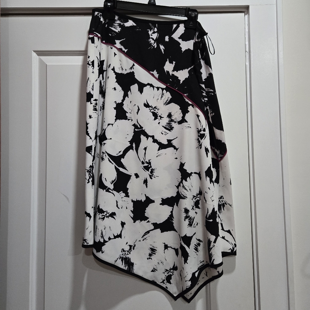 DKNY Hanky Skirt Size 10